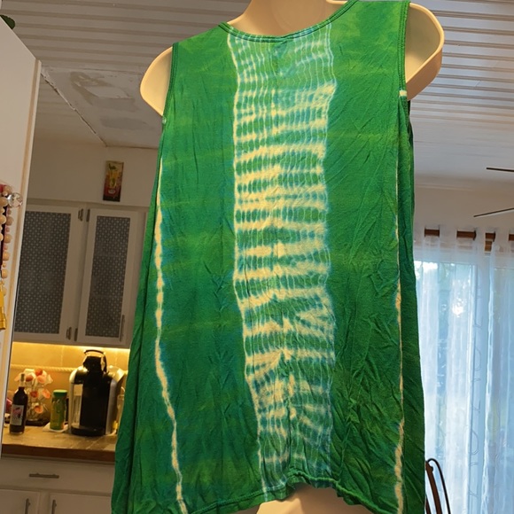 Top - Picture 3 of 5